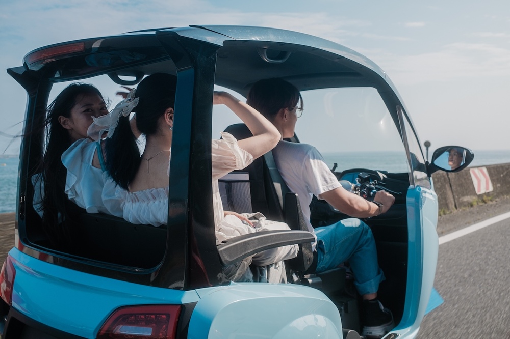 渡嘉敷島｜トゥクトゥク｜3時間コース】3名乗り電動トゥクトゥク