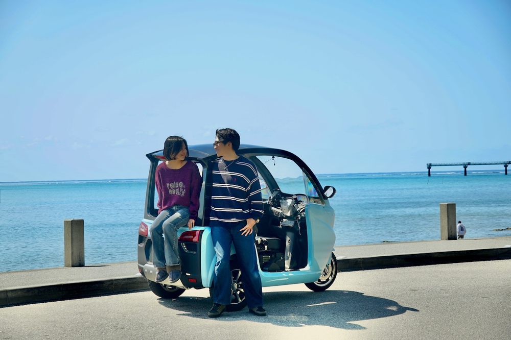 伊江島｜トゥクトゥク｜2時間コース】3名乗り電動トゥクトゥク！自転車