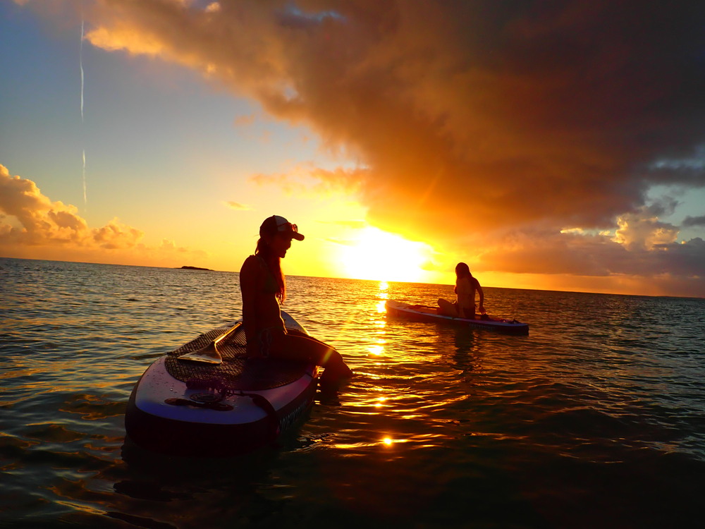 【宮古島｜サンセットSUPツアー｜約1時間半】絶景サンセットにうっとり♪初心者も安心＆写真データ付き！