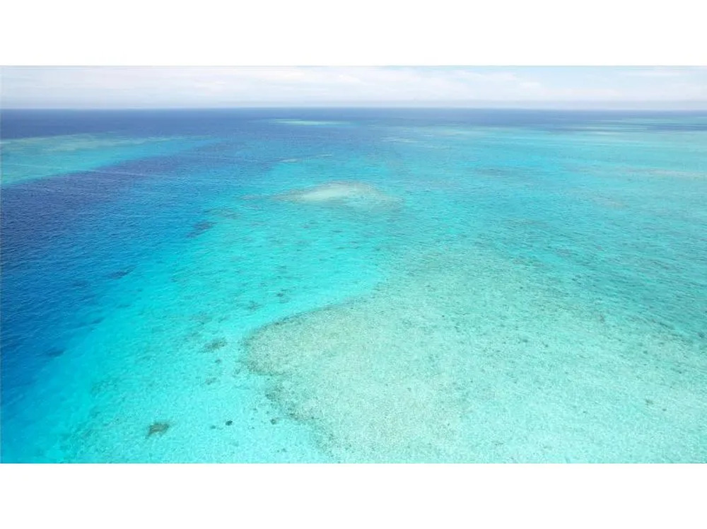 宮古島｜八重干瀬ボートシュノーケル｜4時間】ドローン＆水中撮影無料