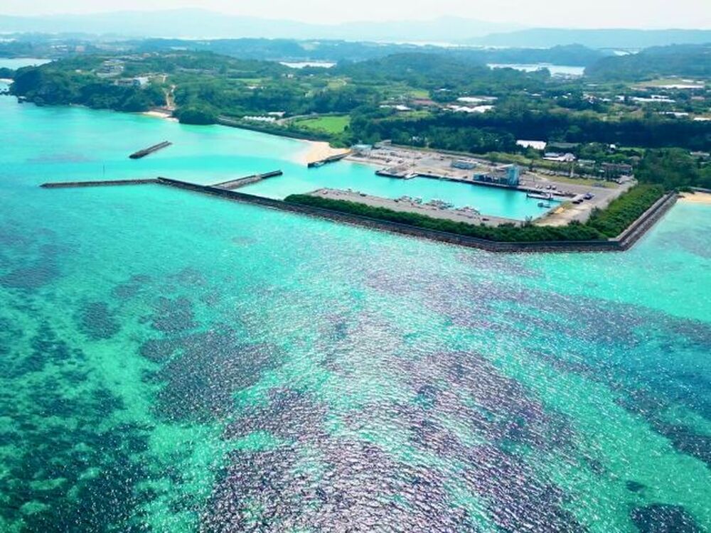 古宇利島｜パラセーリング｜約1時間】～恋の島～ハートロック上空を