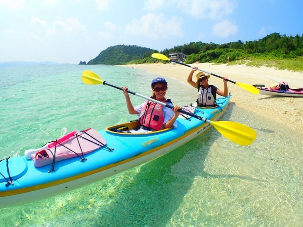 【シーカヤック＆シュノーケルツアー｜約3時間】世界が恋する海・慶良間島諸島・阿嘉島でカヤック＆シュノーケル！☆那覇から日帰りOK！レンタル器材無料☆写真データ（30枚以上）プレゼント！＜5歳～＞