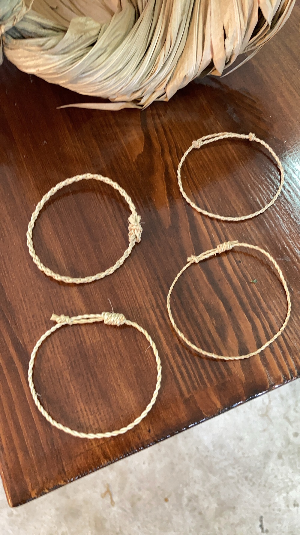 民具づくり体験｜約90分コース】渡嘉敷島☆月桃の葉を使用した自分だけ