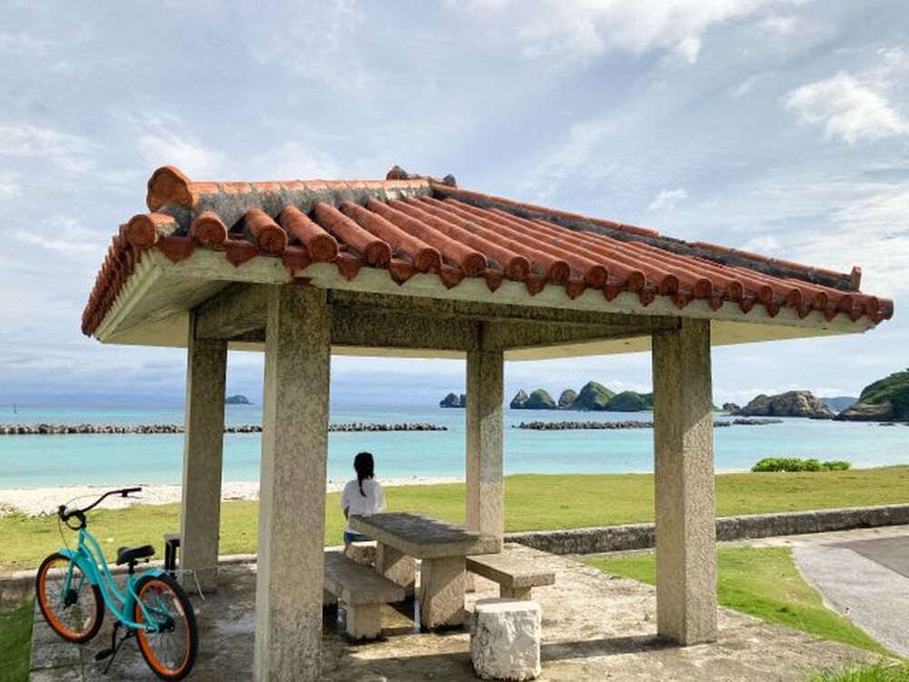 【屋嘉部】 レンタサイクル｜6時間】慶良間諸島・阿嘉島の海をサイクリング