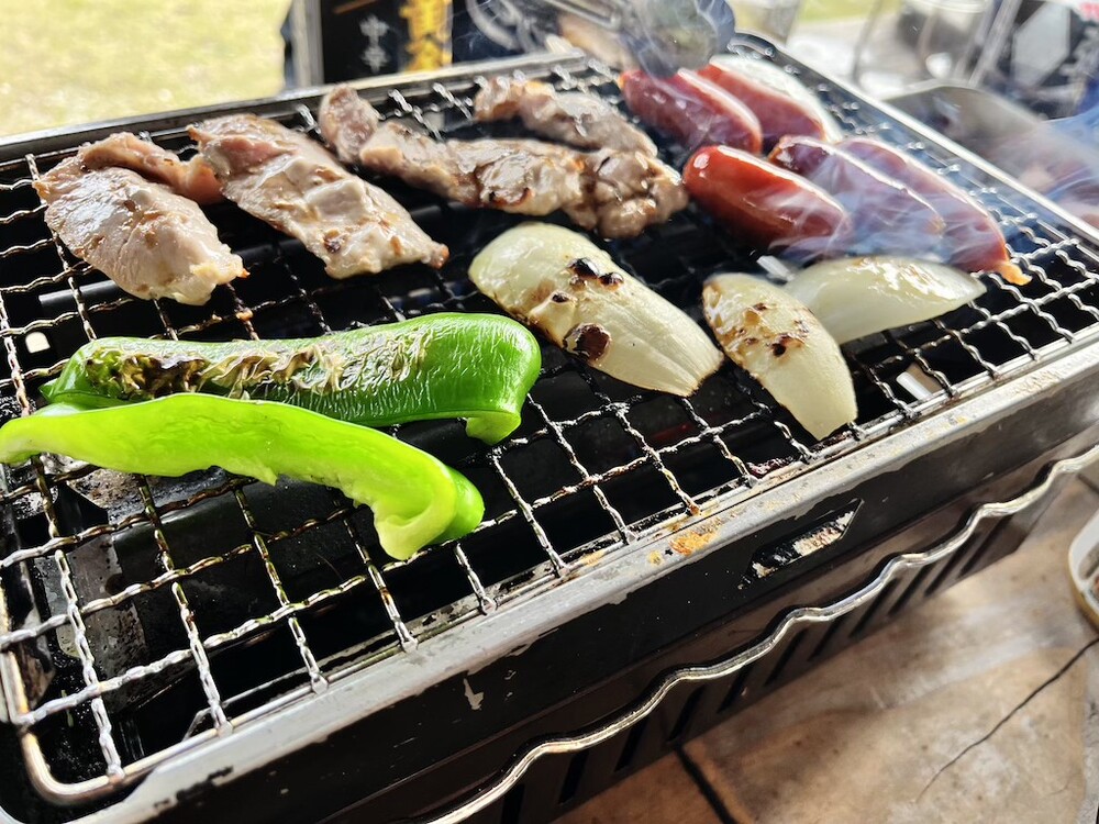 【黒島｜レンタサイクル・BBQランチ｜半日コース】しまたび限定プラン│特製ブランドの「八重山牛」のバーベキューランチ！レンタサイクルで気ままに島内観光♪