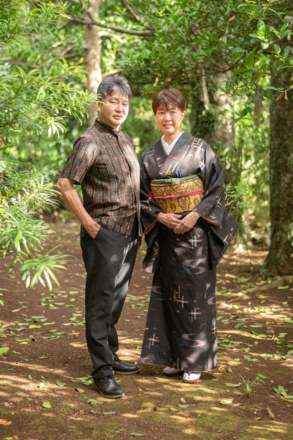 久米島紬の着物 持続可能な工芸を構築 久米島紬の着物 久米島紬事業協同組合（久米島町