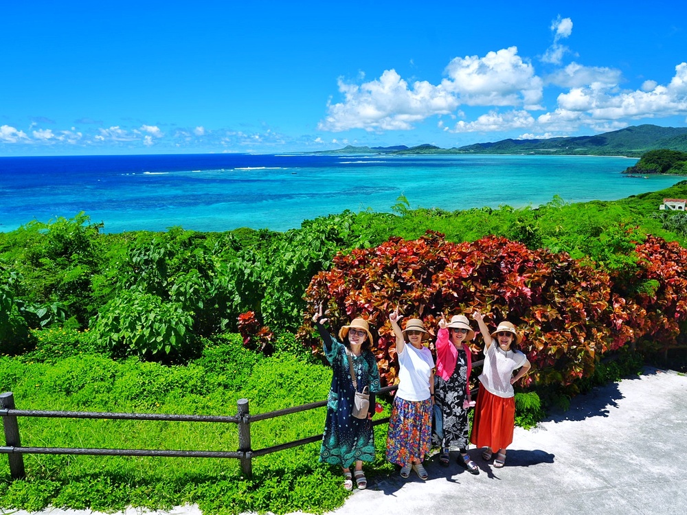 エカシとフチ　北の島に行きたひとびとの記録 八重山諸島の写真撮影・フォトツアーを予約｜沖縄離島専門サイト【しま
