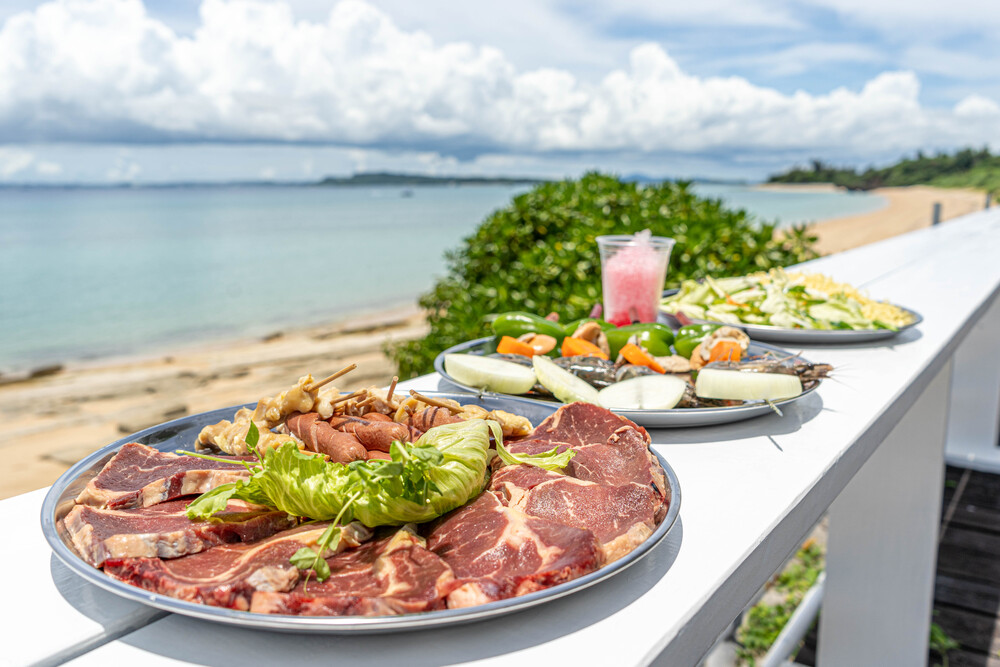 BBQ＆音楽ライブ＋定期船往復チケット付！｜約6時間コース】「沖縄音楽