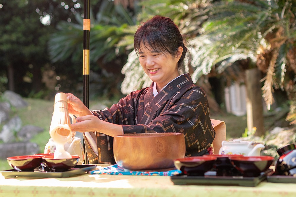 現地ガイド：仲宗根麻衣子さん＆しまたび久米島担当：ダイコー