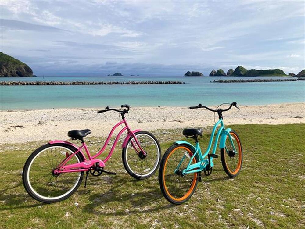 ビーチクルーザー（砂浜などを走るために作られた自転車）を無料でお貸しします♪北浜ビーチなどへの散策にご利用ください♪
※ただし、ショップ（アースシップケラマ）から貸し出し、ショップにお戻し頂く形になりますので、ご了承ください（乗り捨ては不可となります）