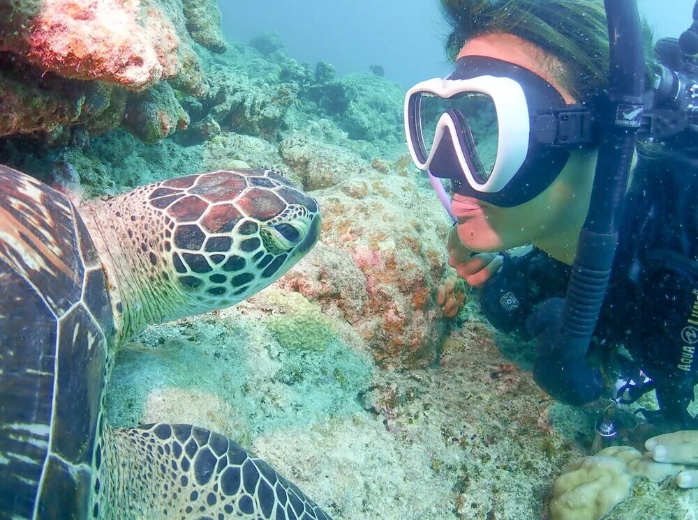 しまたび特典はツアー中にガイドがおススメの写真スポットで記念撮影♪
もちろんお写真のデータはプレゼンといたします！最高の想い出を持って帰ってくださいね。