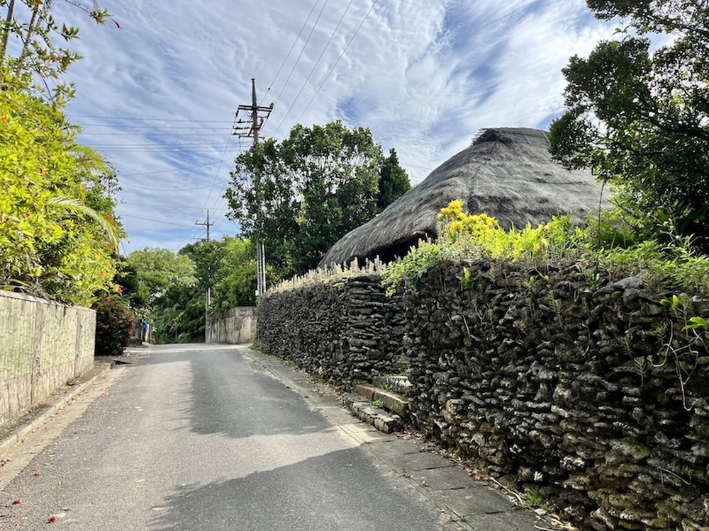 西表島の文化や生活、歴史、おすすめスポットなどを教えます♪どんどんご質問くださいね!