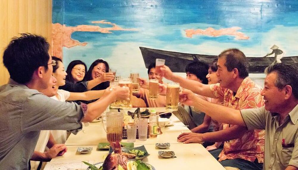 島人と島の恵みを囲む「しまの交流会」付き。交流会中プレゼント企画あり★
※画像の場所は実際とは異なります
