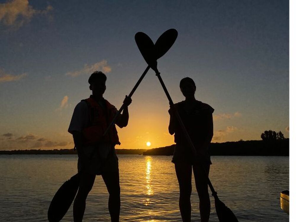 夕日をバッグにスマホ撮影サービス付き即日データをプレゼント！