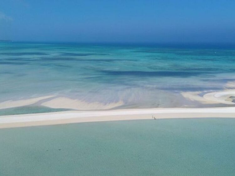 宮古島　春休み　マリンアクティビティ　ユニの浜