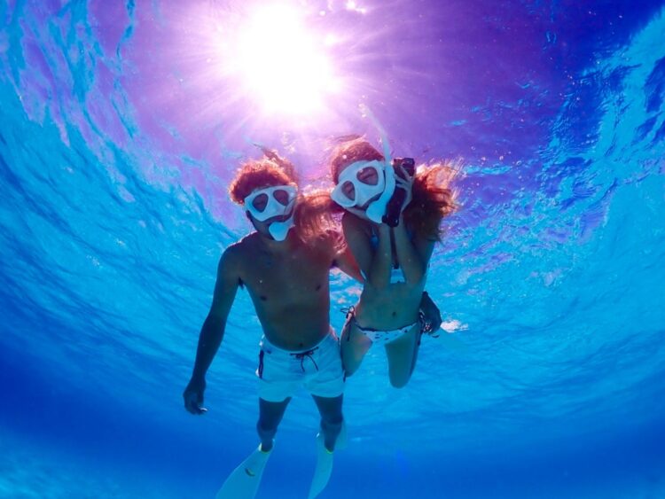 宮古島　八重干瀬　やびじ　シュノーケル　シュノーケリング　カップル