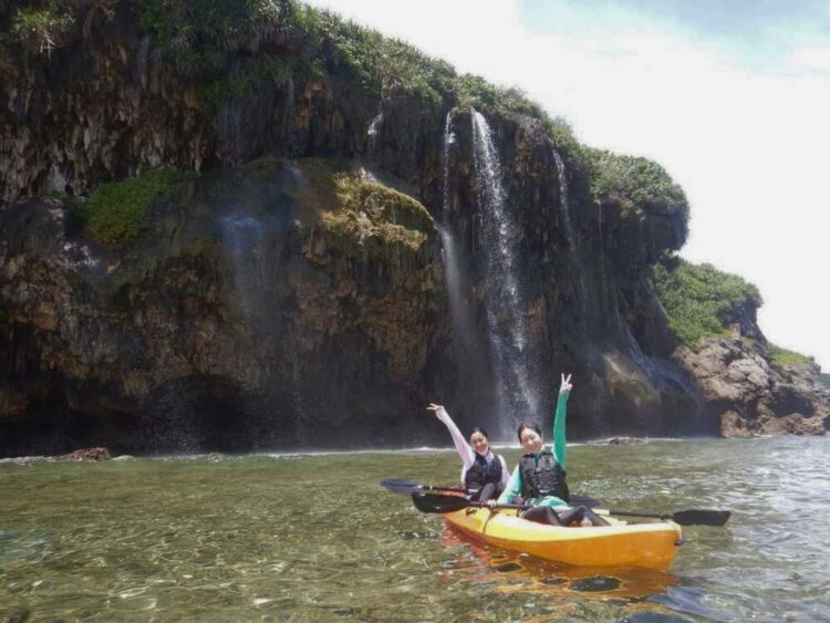 宮古島　パンプキンホール　カヤック
