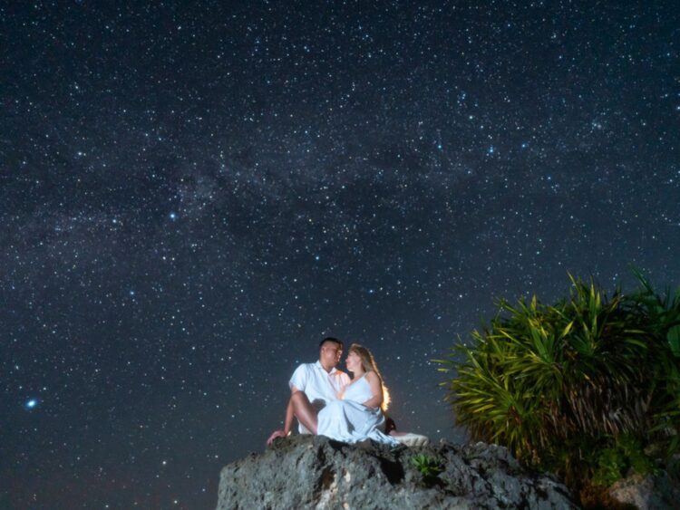 宮古島　星空　天の川　カップル