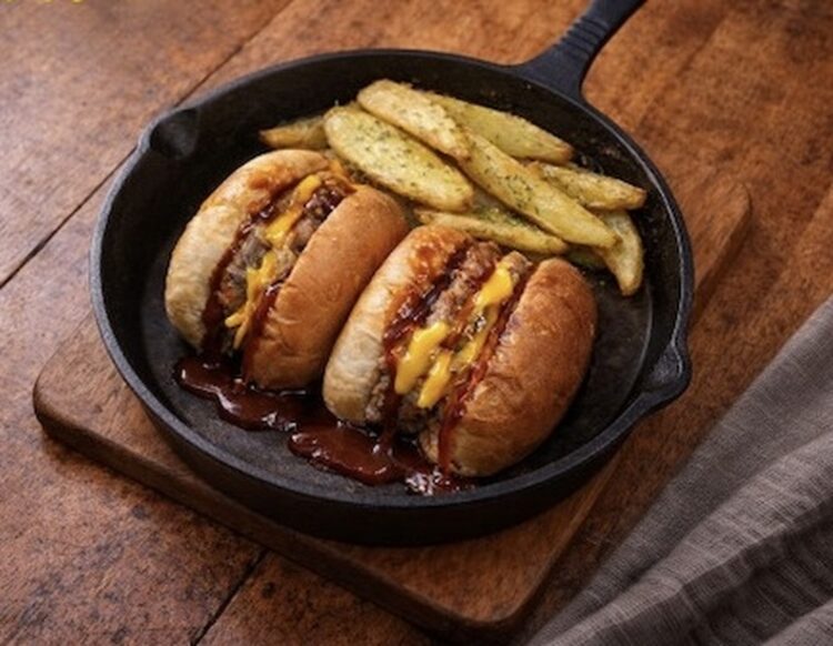 与那国島　ランチ　むんぶてらす　どなん牛ランチ